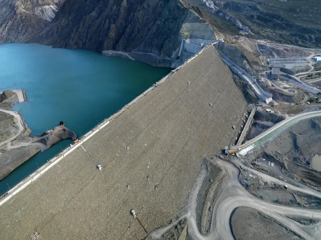 Los diques sanjuaninos operan en cotas mínimas para recibir el verano