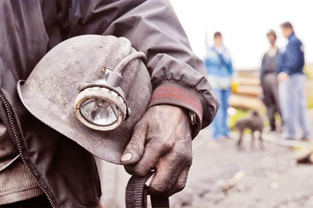 Conmemoran el Día del Trabajador Minero en todo el país