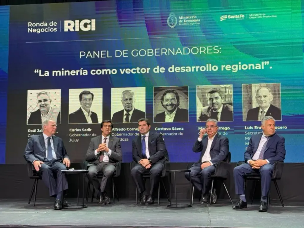 Orrego participó en Rosario de las rondas del RIGI y pidió beneficios locales