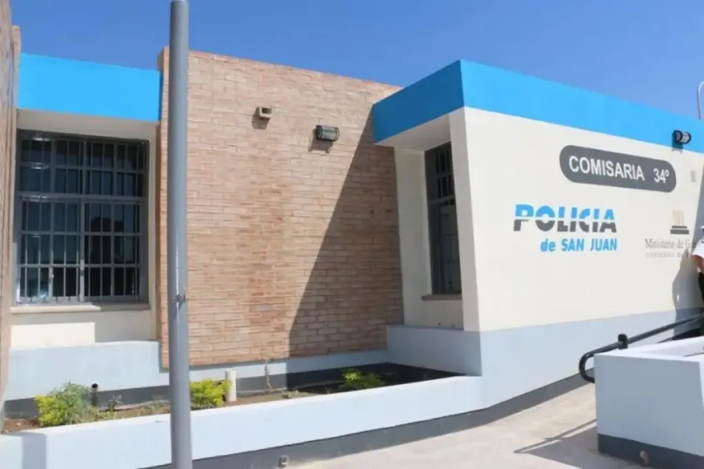 Robaron cinco millones de pesos y electrodomésticos de una casa en Rivadavia